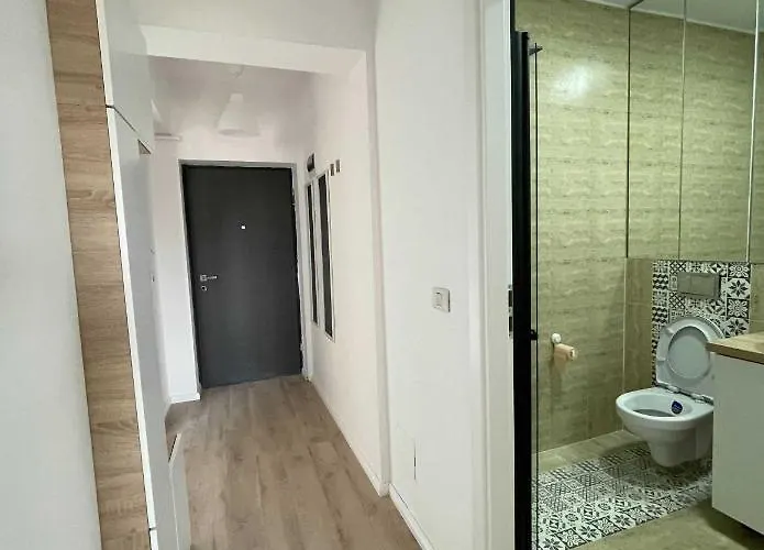 Platinum Luxury Near Presidential Palace